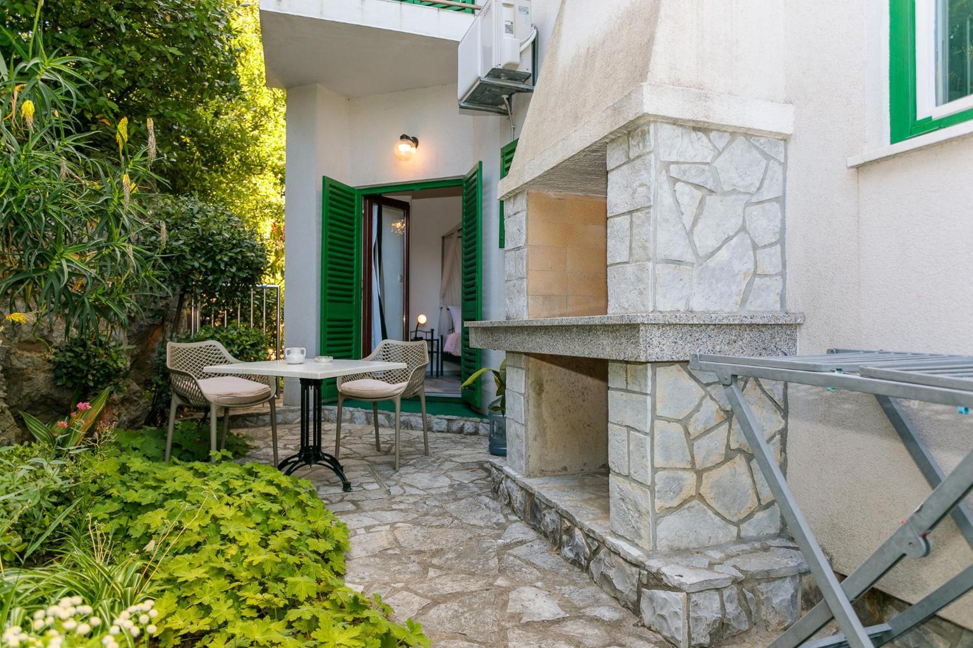 Apartments Delfin 크르크 외부 사진
